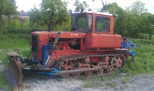 Muj DT75